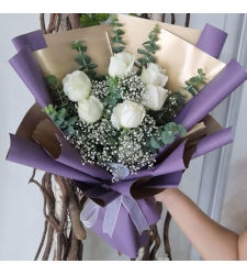 send half dozen white color roses in bouquet to cebu