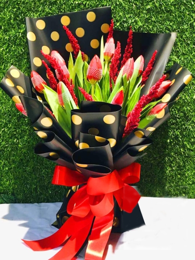 10pcs Red Color Tulips Bouquet